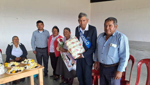 EL GADP PICAIHUA RINDE HOMENAJE A LAS MADRES ADULTAS MAYORES 